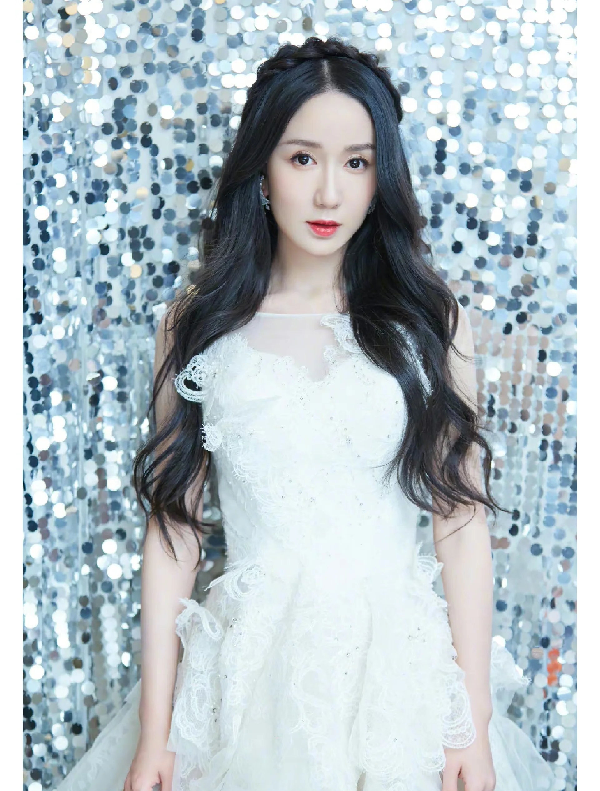 郑爽 迪丽热巴四位璀璨明星，郑爽、赵丽颖、杨幂、迪丽热巴的演艺之路
