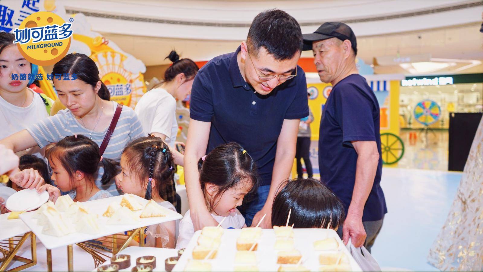 圣诞寻宝活动圣诞寻宝之旅，寻找惊喜与欢乐的奇妙冒险
