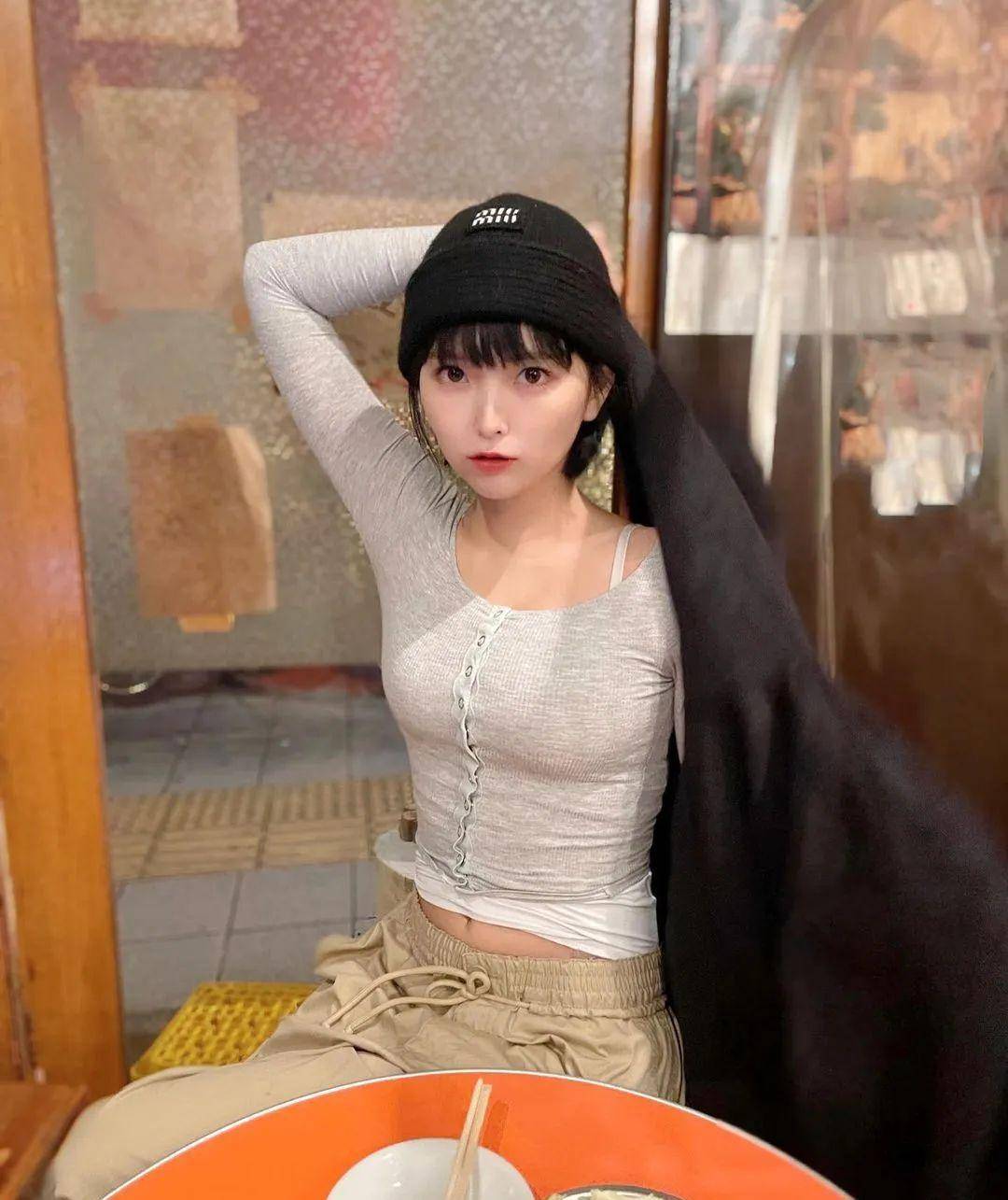 超碰巨乳97总站中文字幕超碰巨乳的探索之旅——97总站中文字幕的魅力-第3张图片