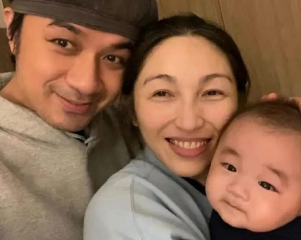 张行长又来操妻子.张行长与妻子的故事，权力与情感的交织-第2张图片