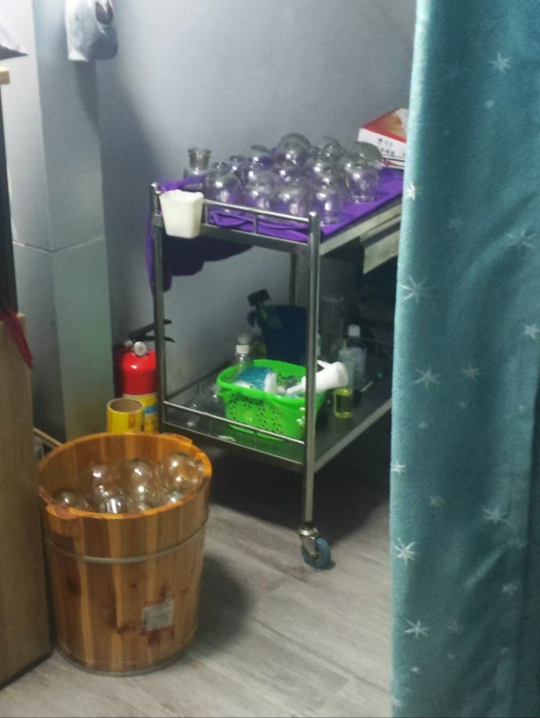 被按摩的人妻，一次舒缓身心的体验-第2张图片