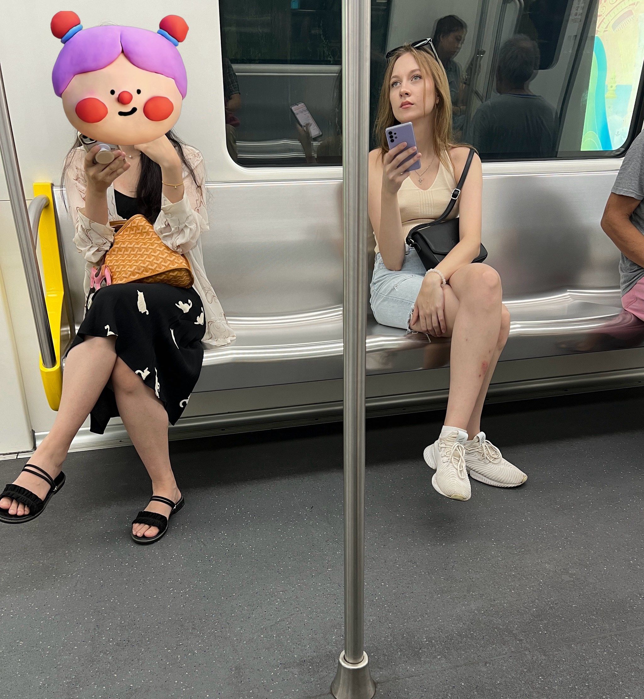 美女被免费网站在线视频app美女与免费网站在线视频app的奇妙邂逅-第2张图片