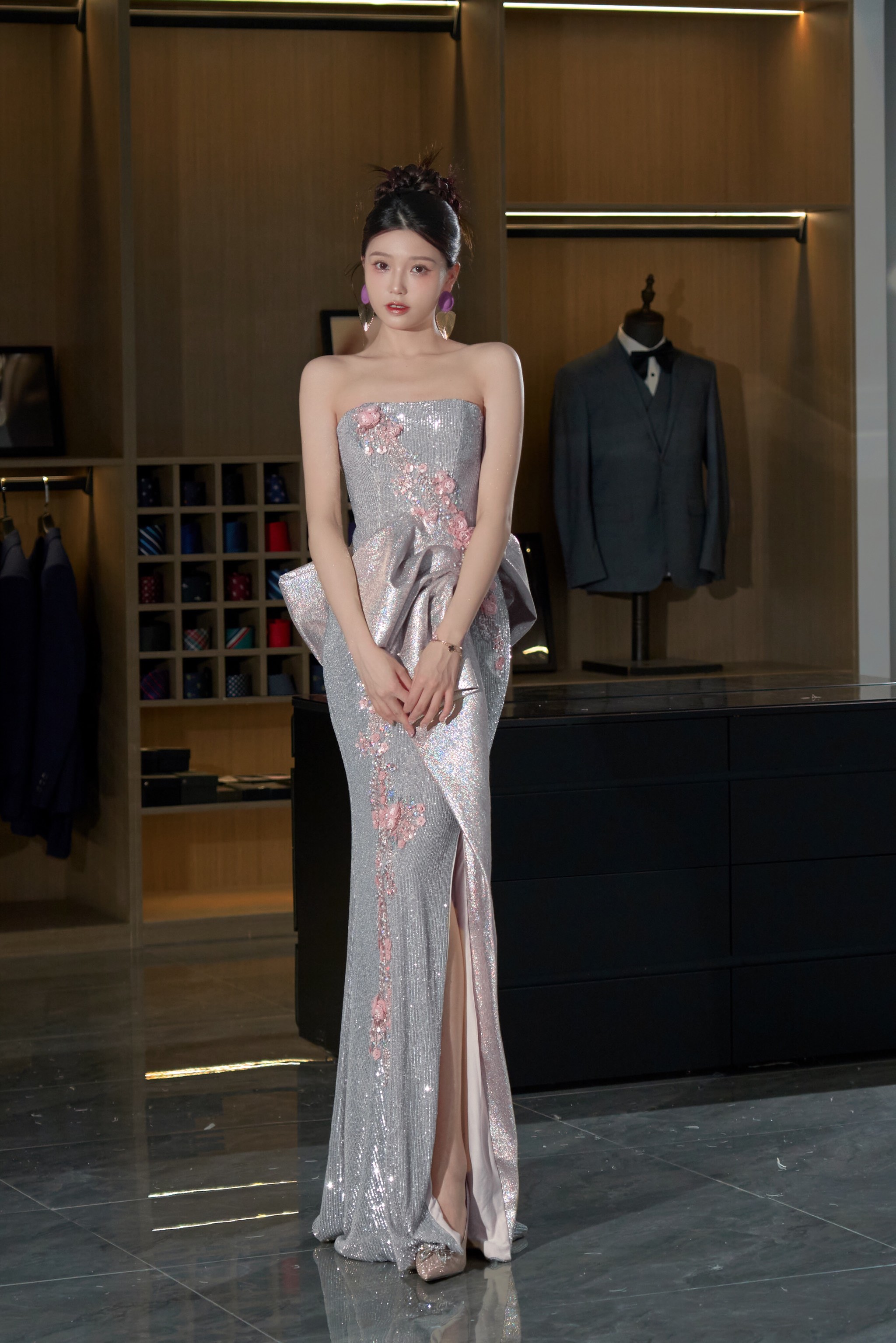 网红刘婷演绎女儿视频大网红刘婷，网络时代的璀璨明星