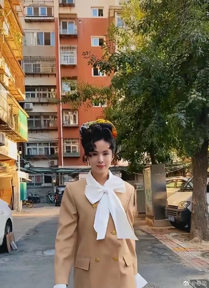 野外激情的探索，3pGay男同的独特体验