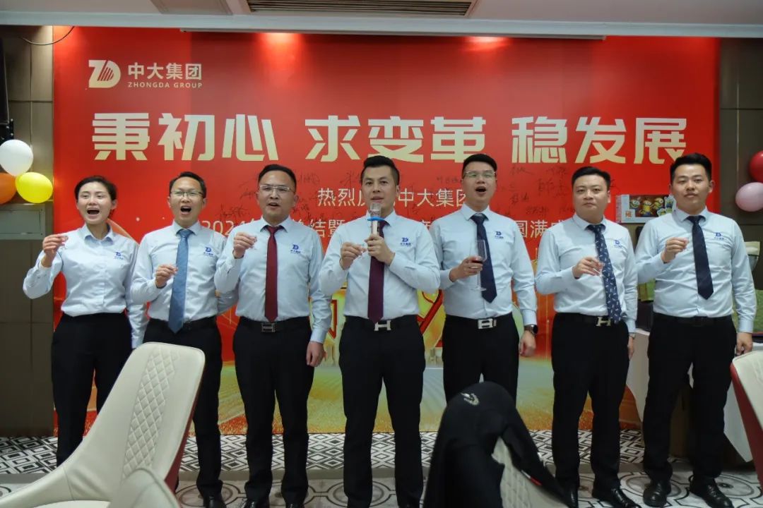 拳头十周年庆典活动拳头十周年，十年磨一剑，再创辉煌