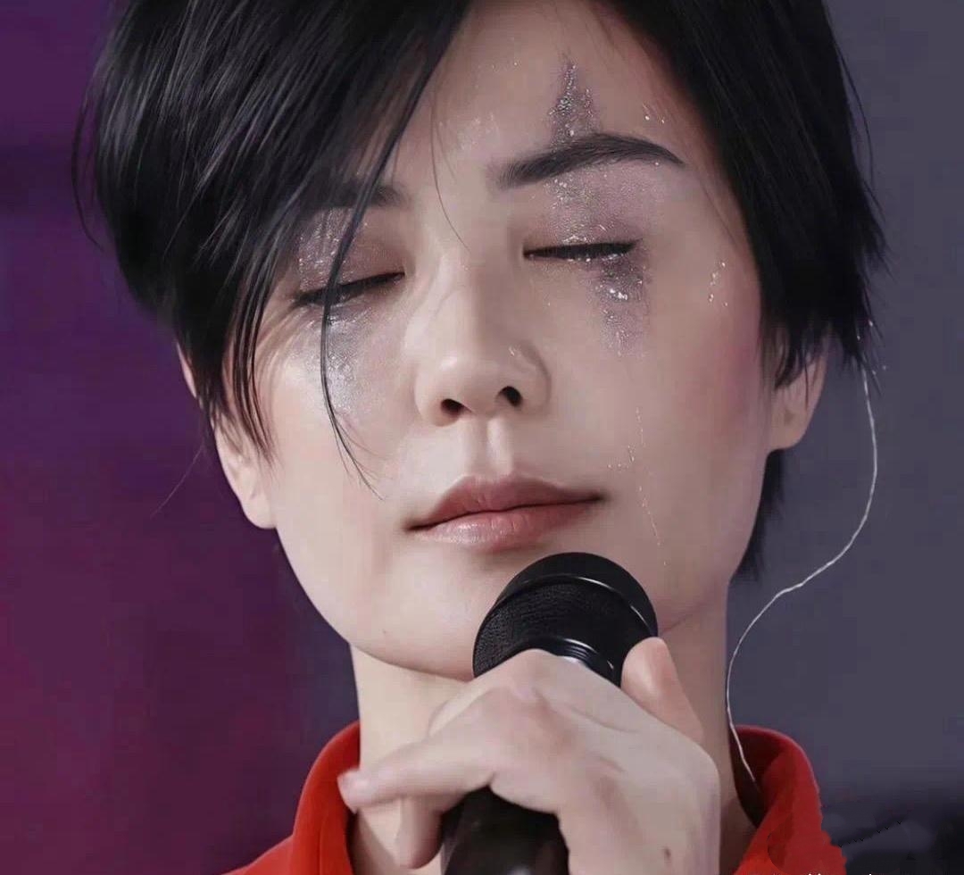 王菲产子传闻揭秘，真相究竟如何？-第3张图片