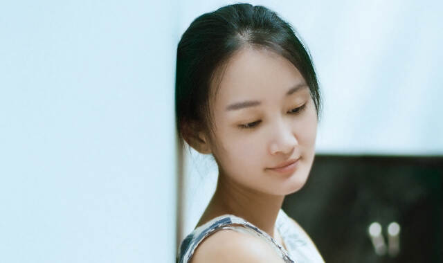 孙小美不能死圣剑的用法孙小美的故事，一位勇敢追梦的年轻女孩-第1张图片