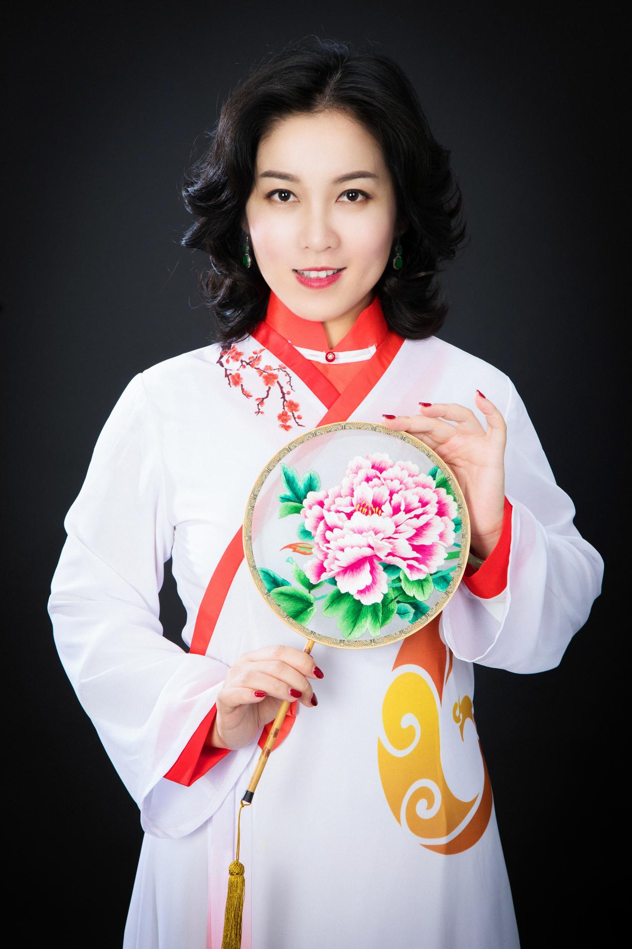 果冻传媒母亲的蜜蜜女演员是谁揭秘果冻传媒中的母亲角色——蜜蜜女演员身份
