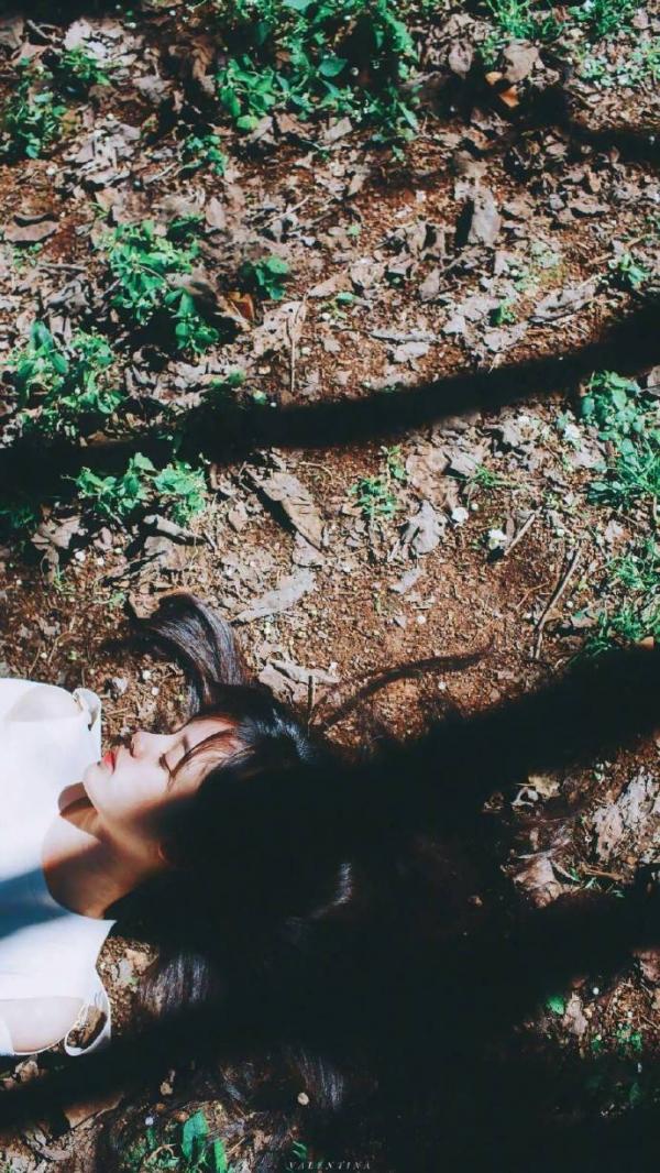 真人女性背景图片大全 唯美图片真人实拍女处被破的警示与思考