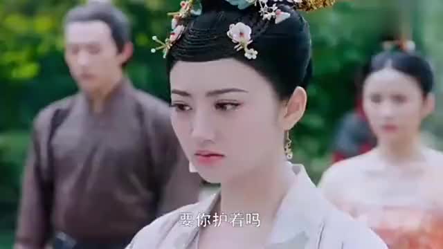 太子坐木马太子夹木棒骑马比赛的精彩瞬间-第1张图片