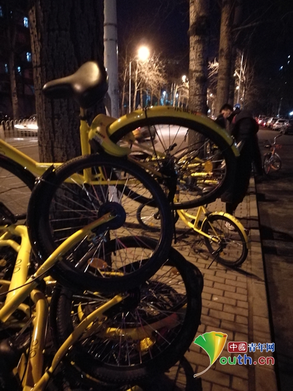双人床上做剧烈运动纯开小黄车双人床上的激情运动——纯开小黄车-第3张图片