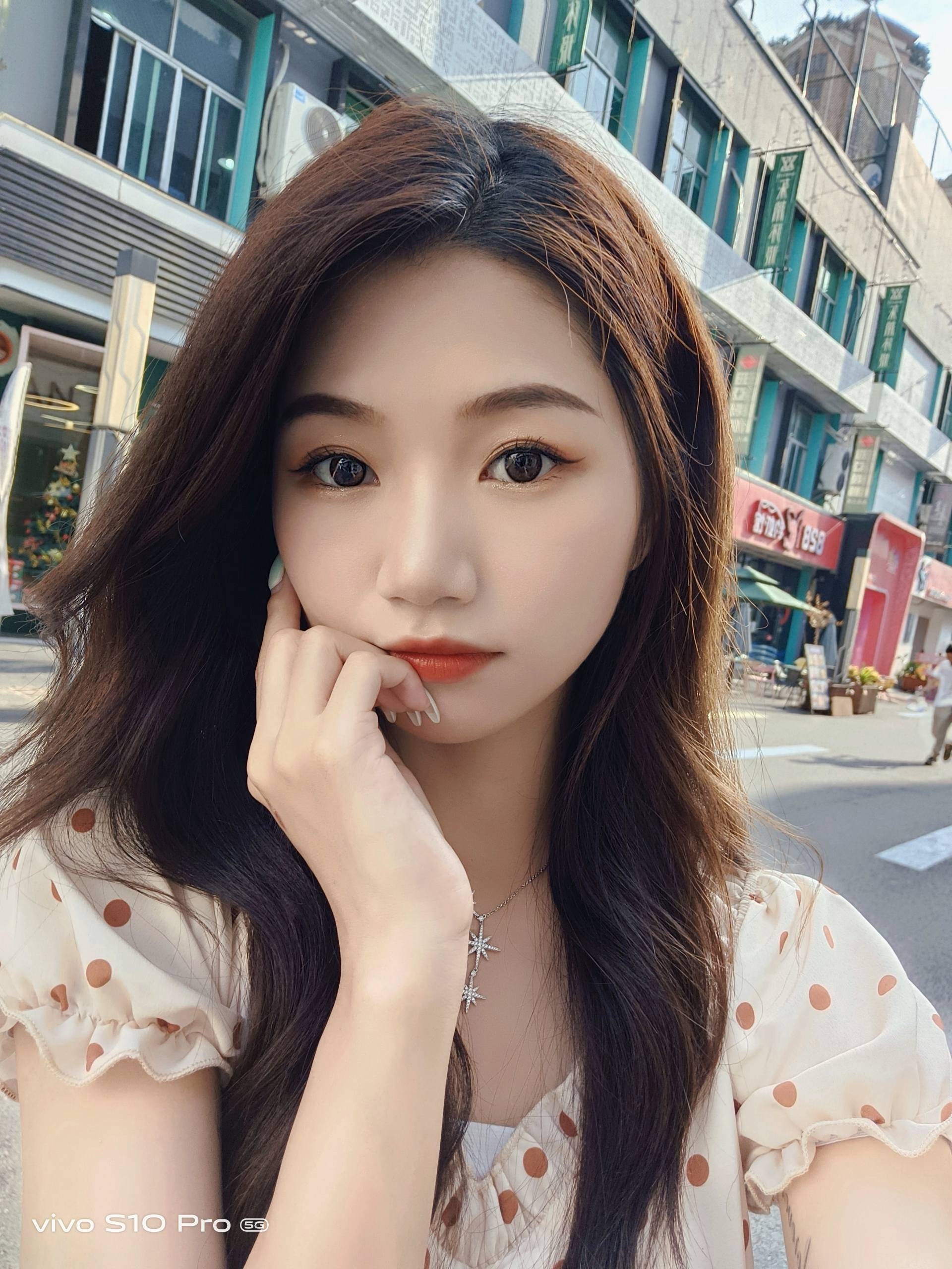 综合图片亚洲网友自拍10p综合图片，亚洲网友自拍分享系列