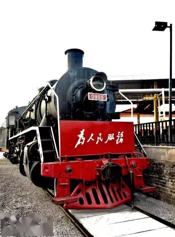 桥矿影院影视大全桥矿欧美片第1集，探索未知的矿藏与桥梁建设-第2张图片