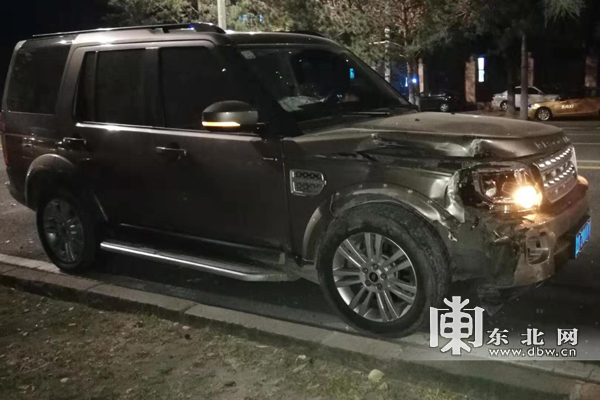 厦门路虎事件视频厦门路虎事件视频引发的社会热议-第2张图片