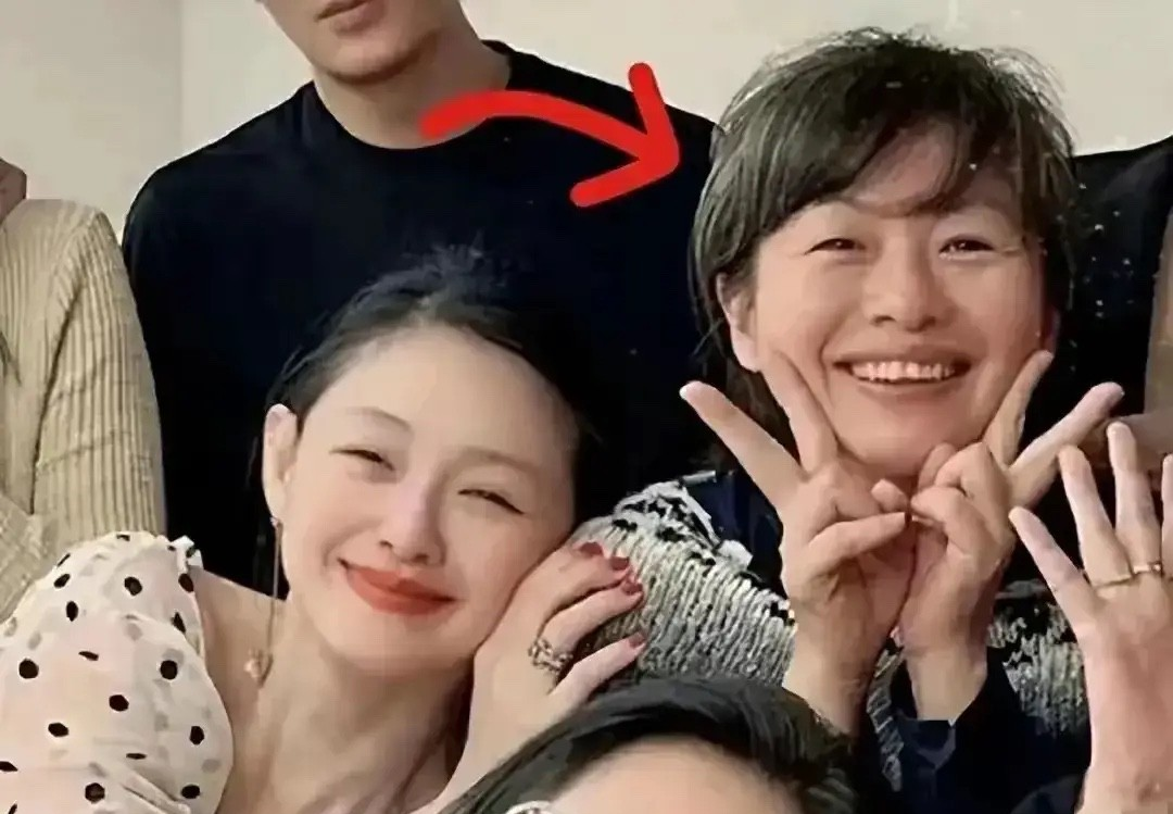 姐姐说家里没人给我看下面姐姐的关心与家庭责任-第1张图片