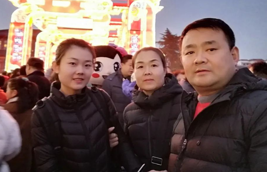 姐妹齐上阵，共绘美好未来-第3张图片