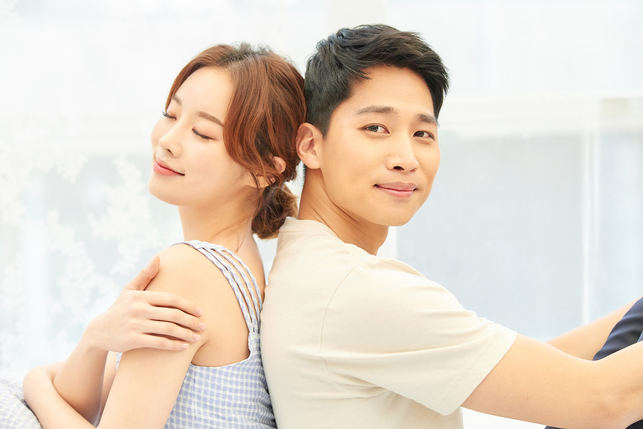 婚婚欲睡，一女三男的情感纠葛-第2张图片
