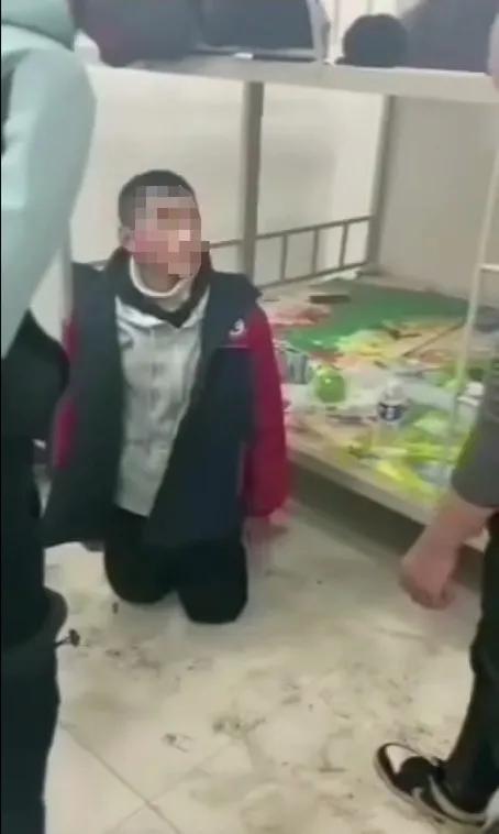 校花被工人在宿舍被强校花遭遇不幸，宿舍内工人强暴事件深度剖析-第2张图片