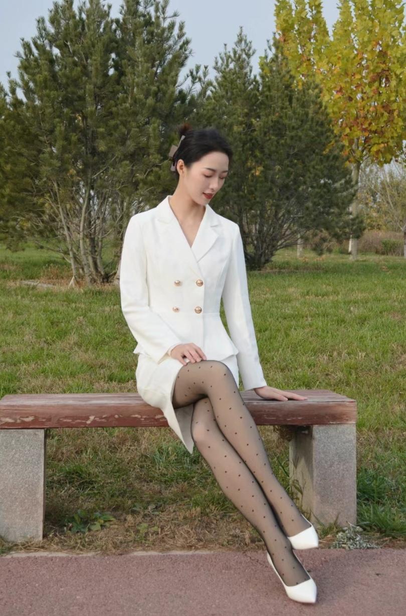探索无套内射与熟女魅力——中国熟女风情-第2张图片