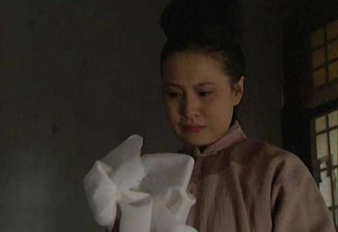 言教授的意外遭遇，撞见小小