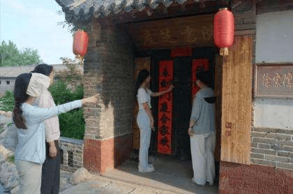 乡村的秘密与色情故事-第2张图片