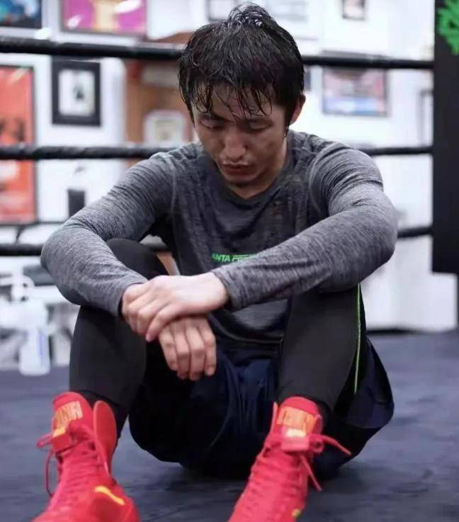 拳王14拳王14，热血格斗的巅峰之战