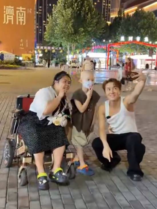 妈妈的朋友16中语版在看妈妈的朋友——16中语版观看体验-第3张图片