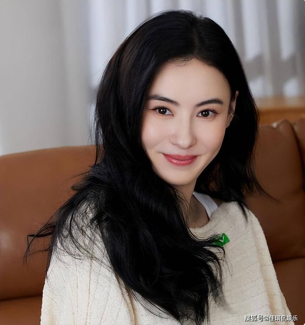 张柏芝门照艳张柏芝门照艳，娱乐圈的璀璨瞬间