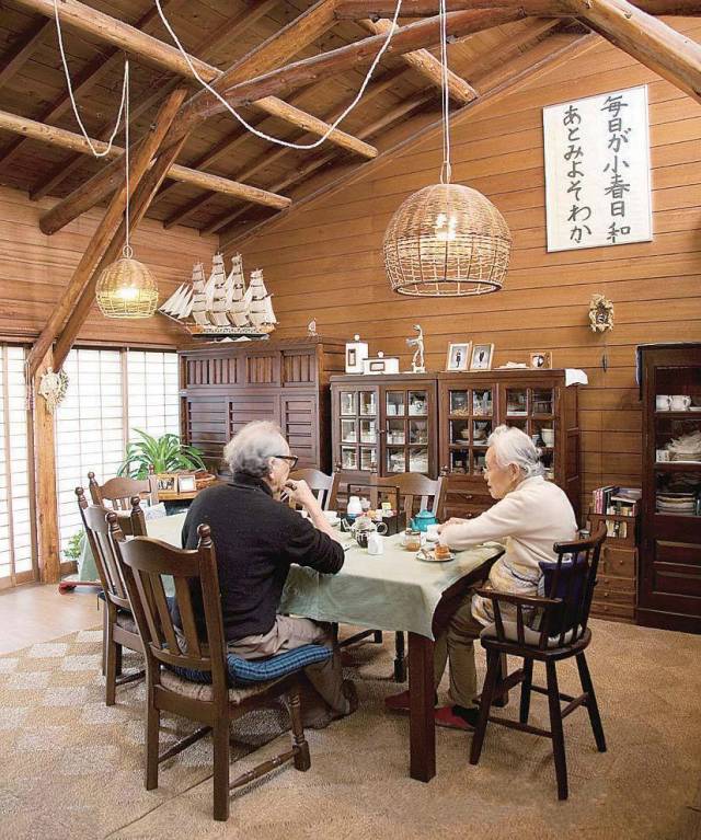关于爷爷与妈妈之间睡眠方式的探讨-第2张图片