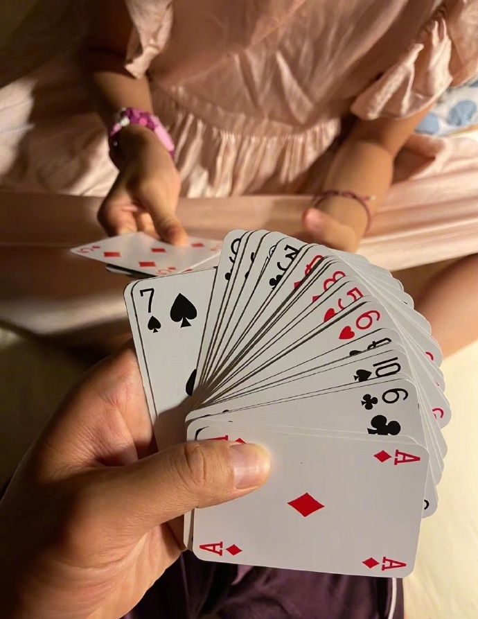 又叫又痛打扑克的软件免费观看免费观看又痛打扑克软件，娱乐与学习的双重体验