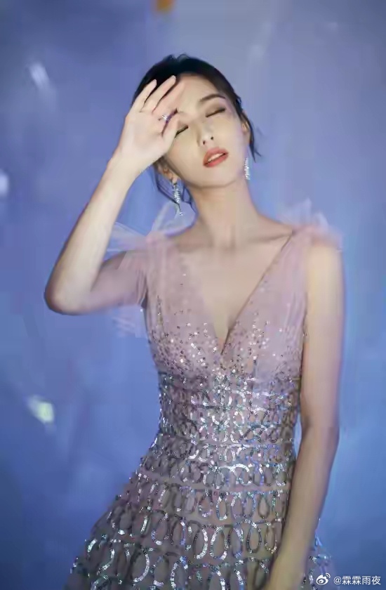 佟丽娅近期事件解析