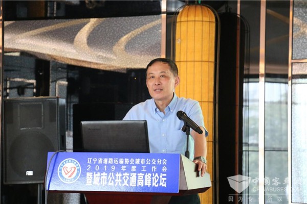 公交乱战，城市交通的挑战与应对-第3张图片