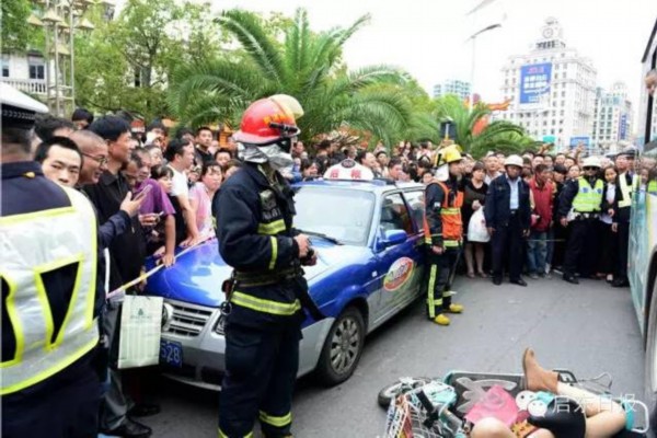 女子乘公交被弄2小时视频大全女子公交遭遇不法侵害，两小时视频事件深度剖析