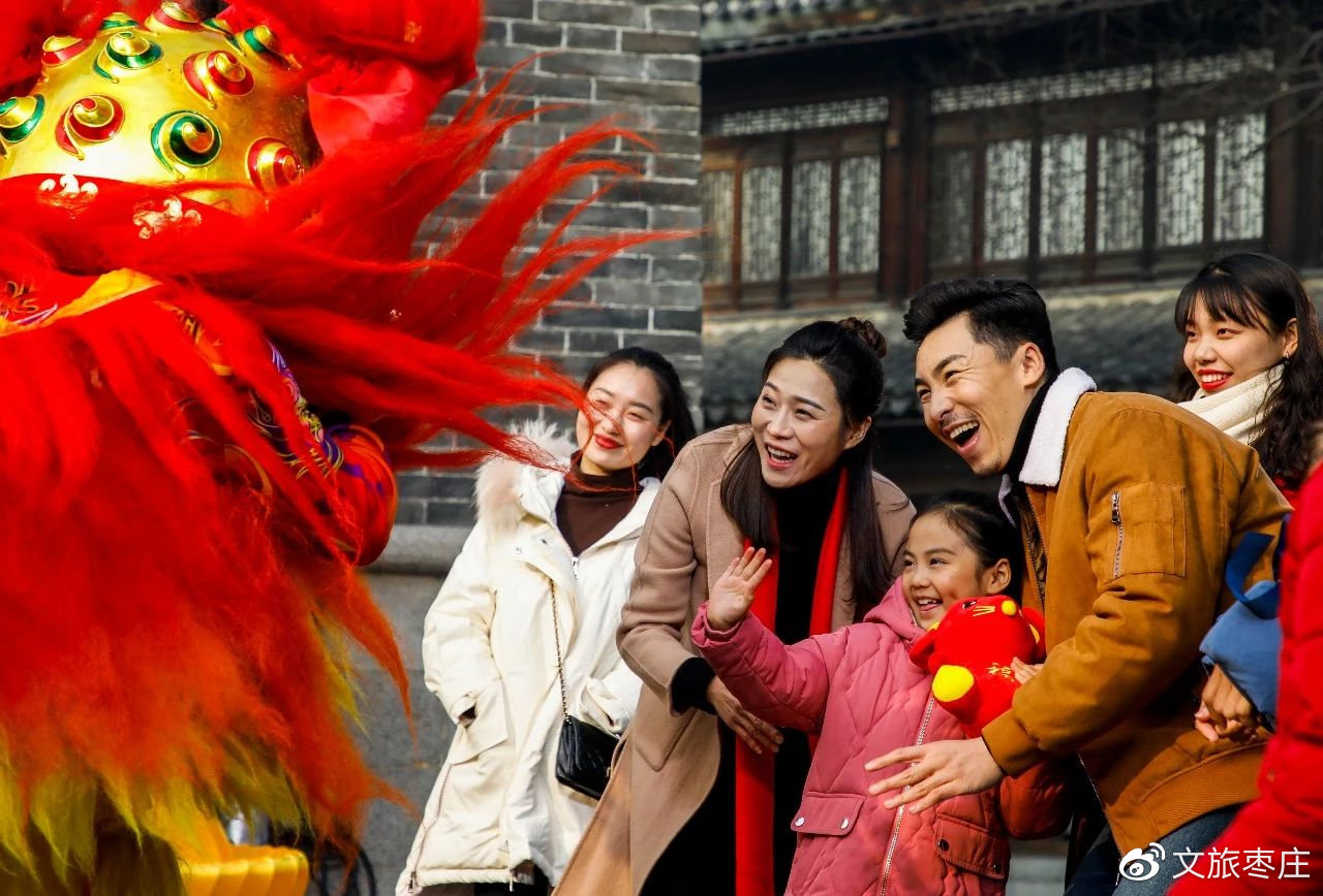 红扑扑中国，解读中国文化的独特魅力