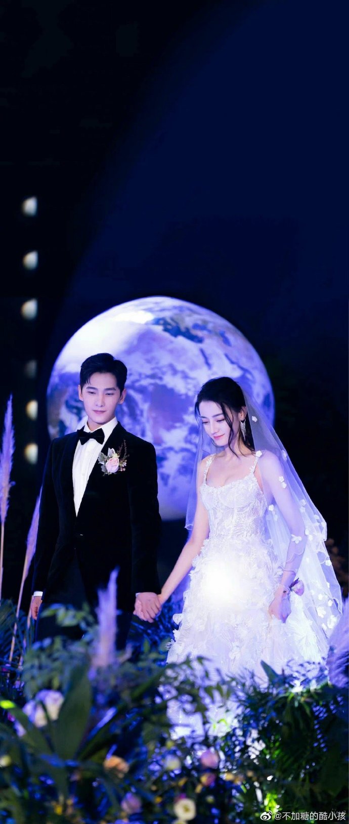 婷婷爱五月婷婷与五月的浪漫之约