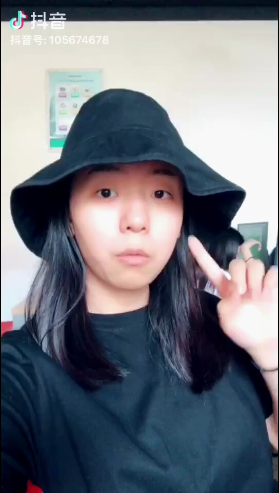 蜜桃17探索97蜜桃小说及其图片的魅力世界-第2张图片