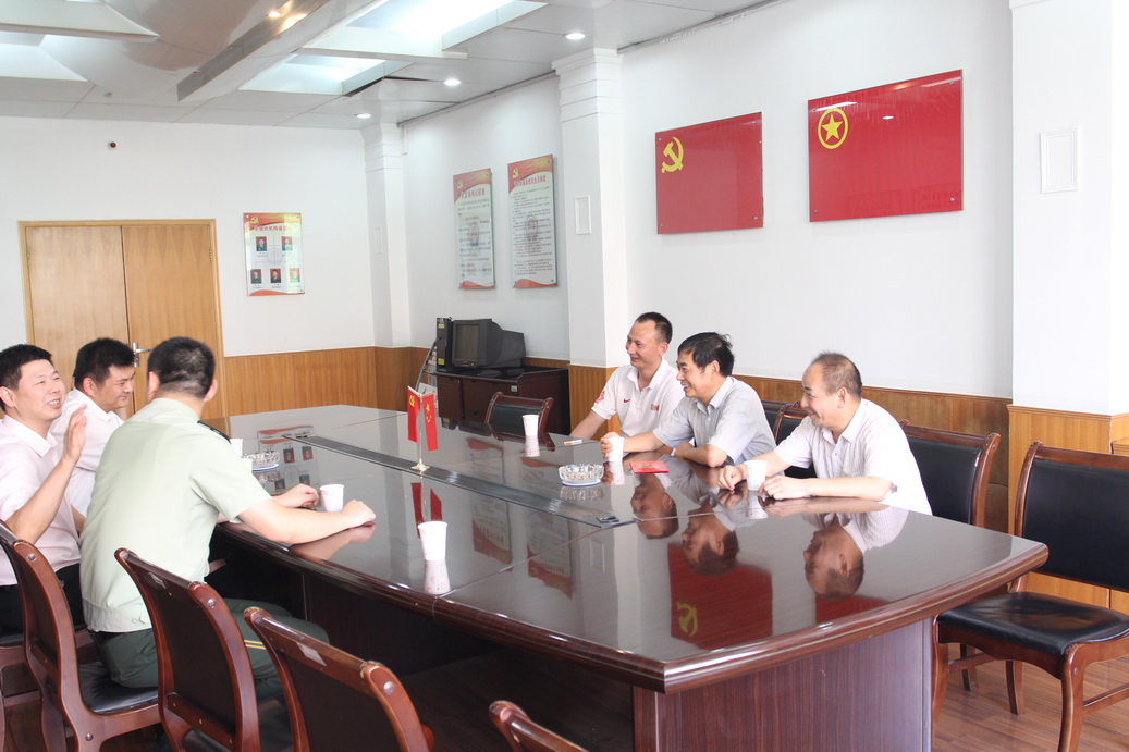 武汉消防官兵浩哥双龙直播小说武汉消防官兵浩哥的双龙直播之旅