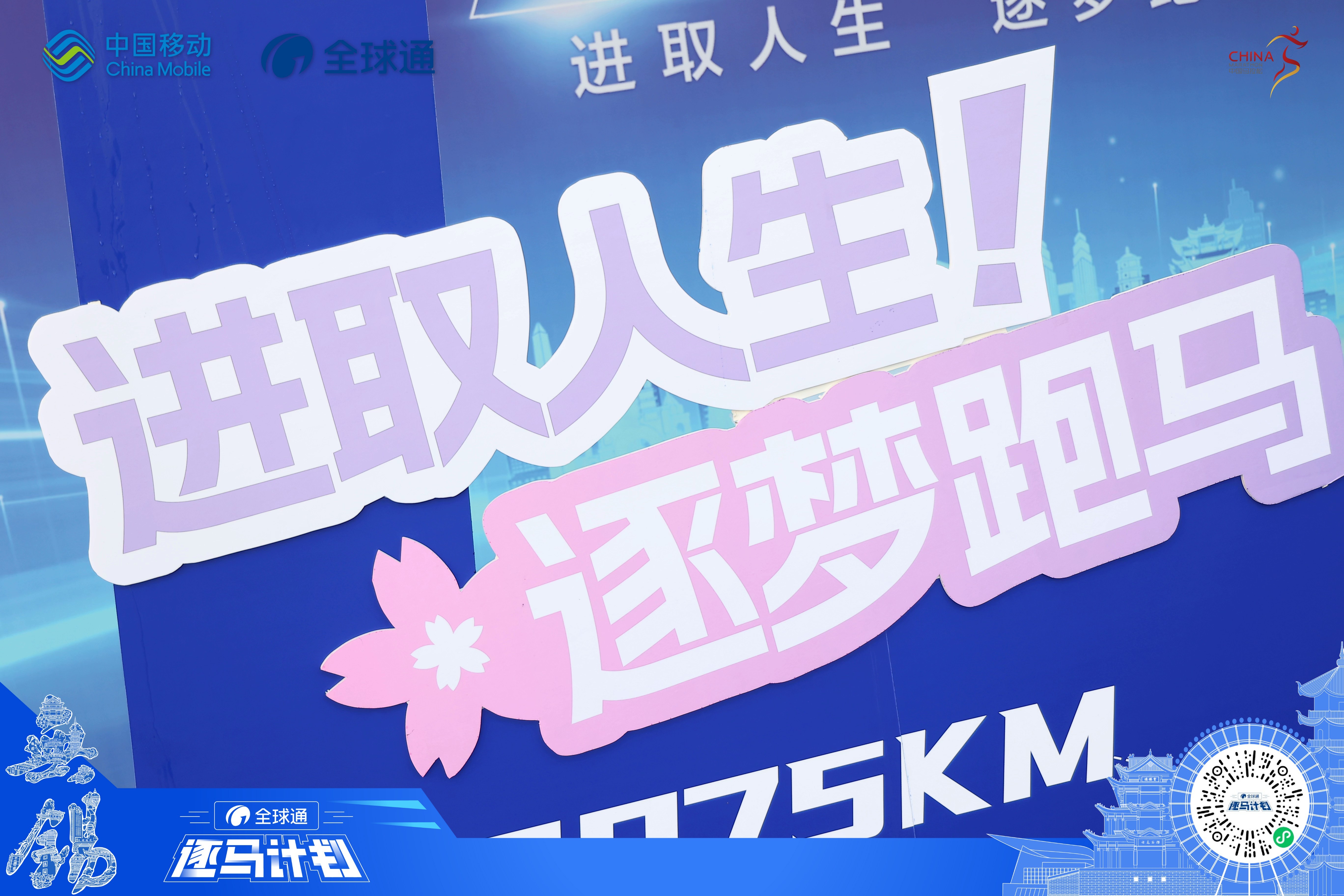 随着马的奔跑越来越深入花蕾紧致总裁马影渐深，随着马的奔跑探索未知的深度-第3张图片