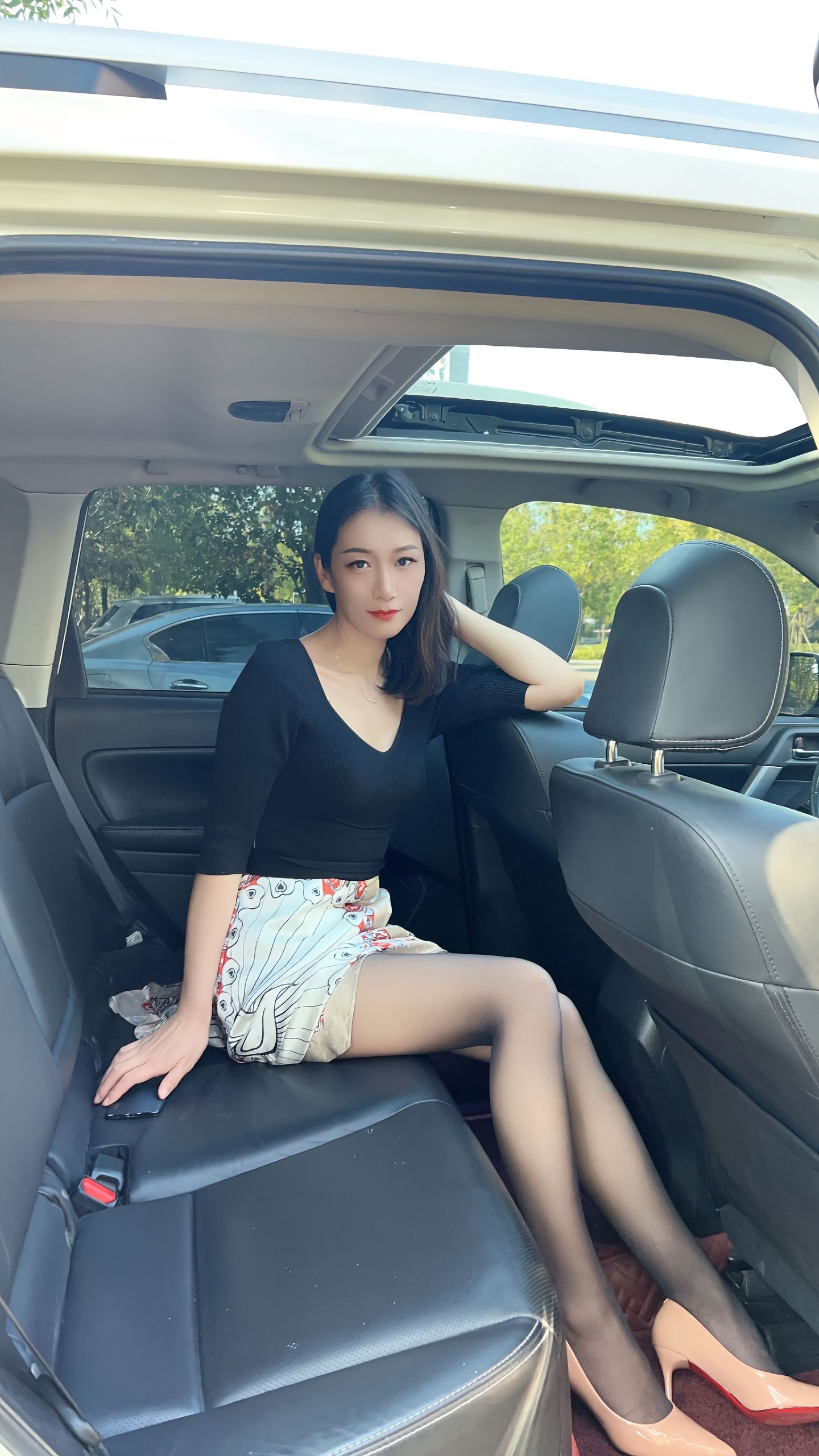 丝袜爆操时尚与激情的交织——丝袜下的独特体验
