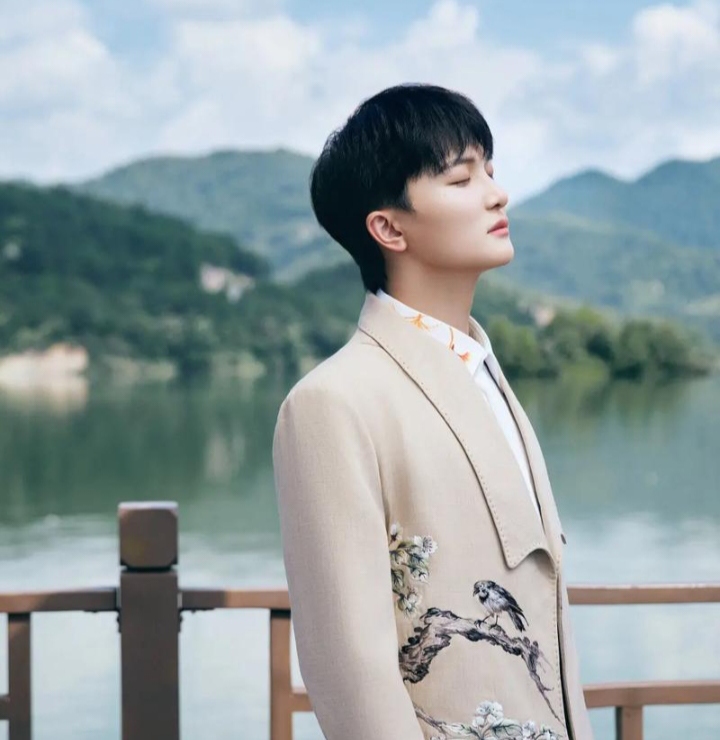 中国帅男同志的魅力与风采