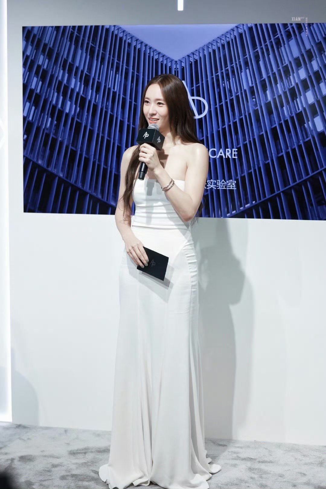 美女姿态的误解与探讨-第2张图片