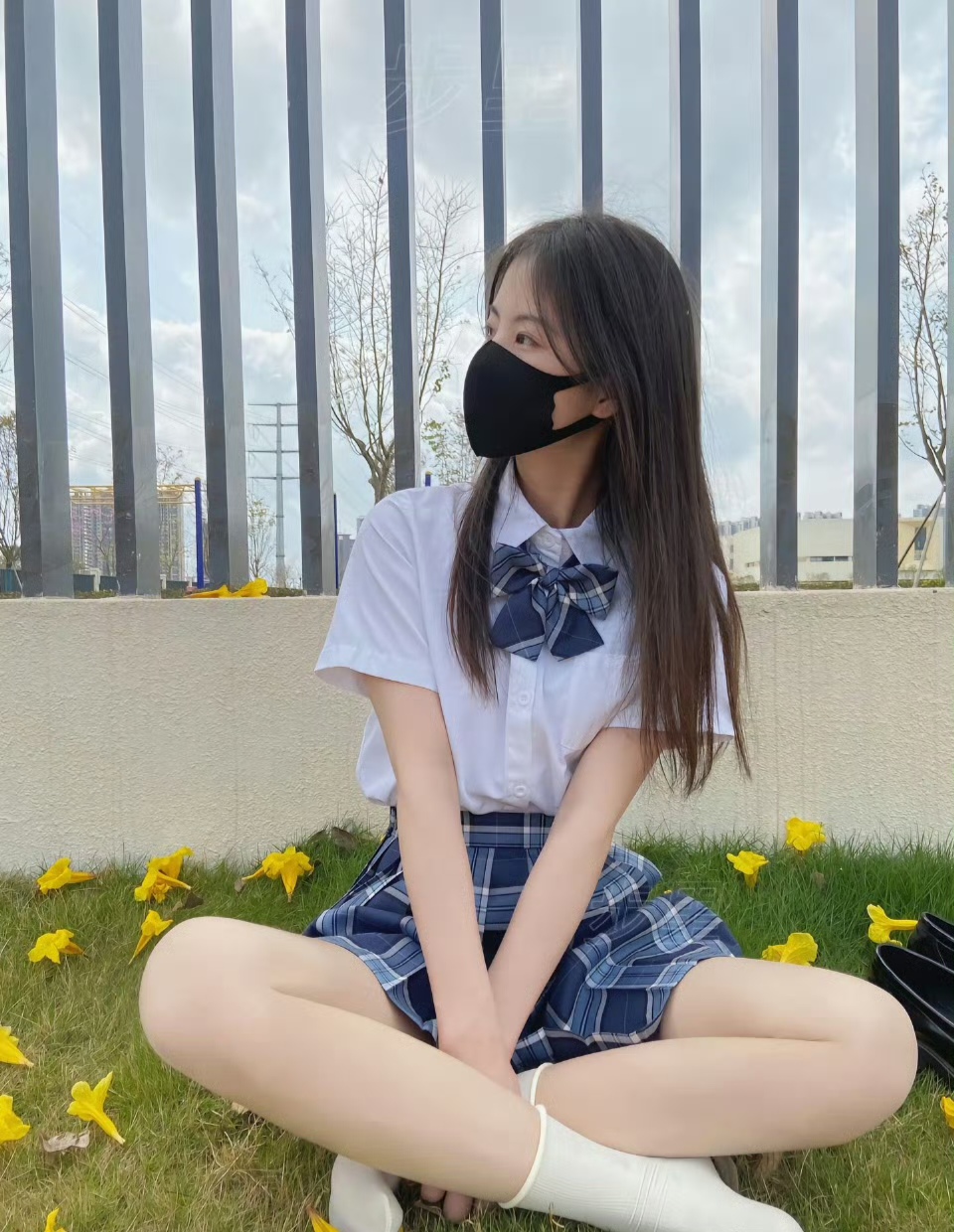 jk开襟乳液狂飙的图片和名字JK制服下的秘密，开襟乳液狂飙的探索-第3张图片