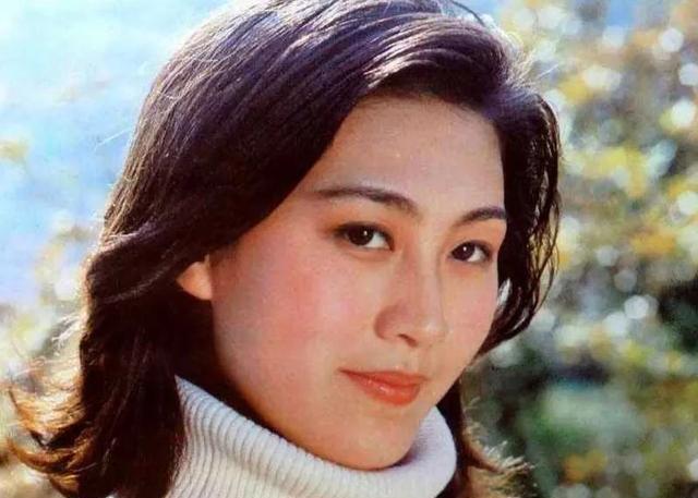北京电影学院张雅茹播放北京电影学院之光——张雅茹的演艺之路