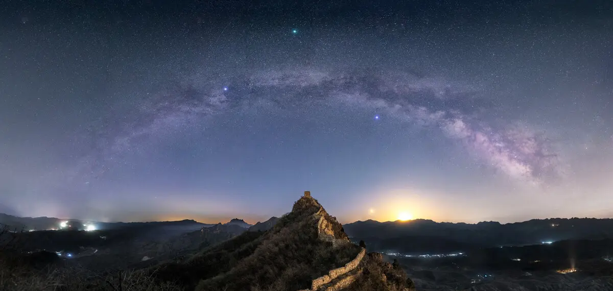流星狮爷，璀璨夜空的守护者