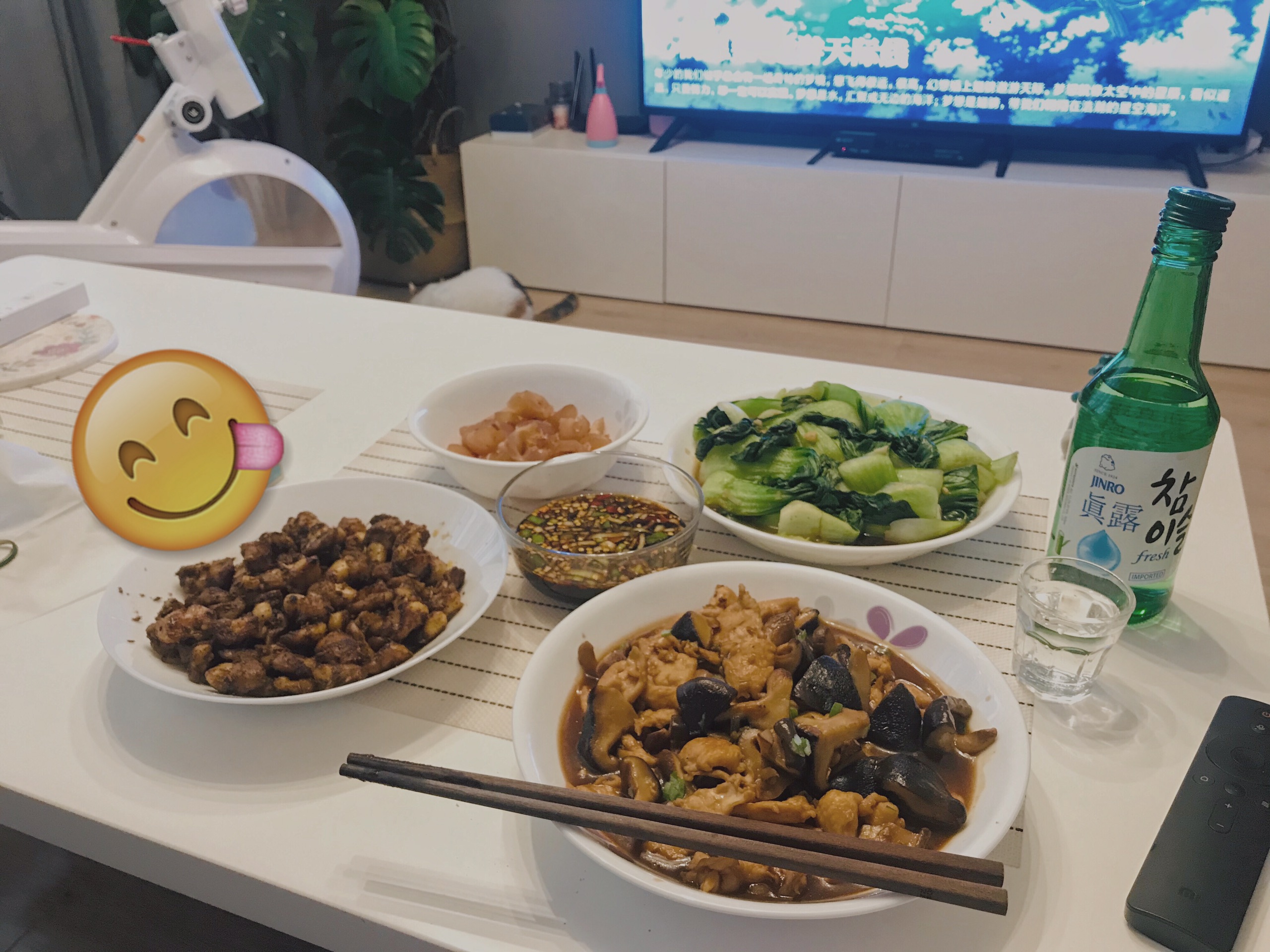 一边做饭一边躁，探究现象背后的原因与影响