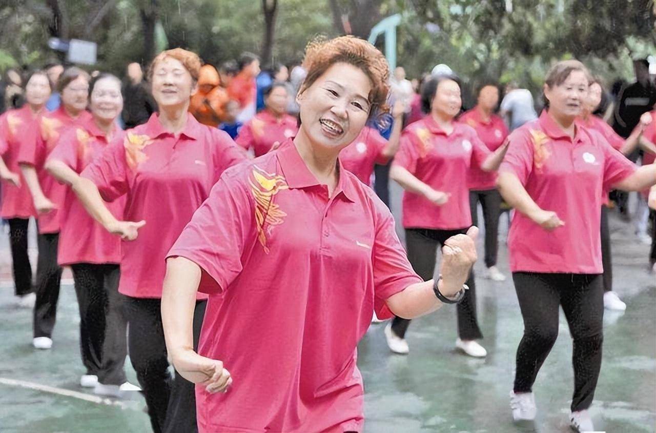 多人运动具体是什么多人运动，误解与真相
