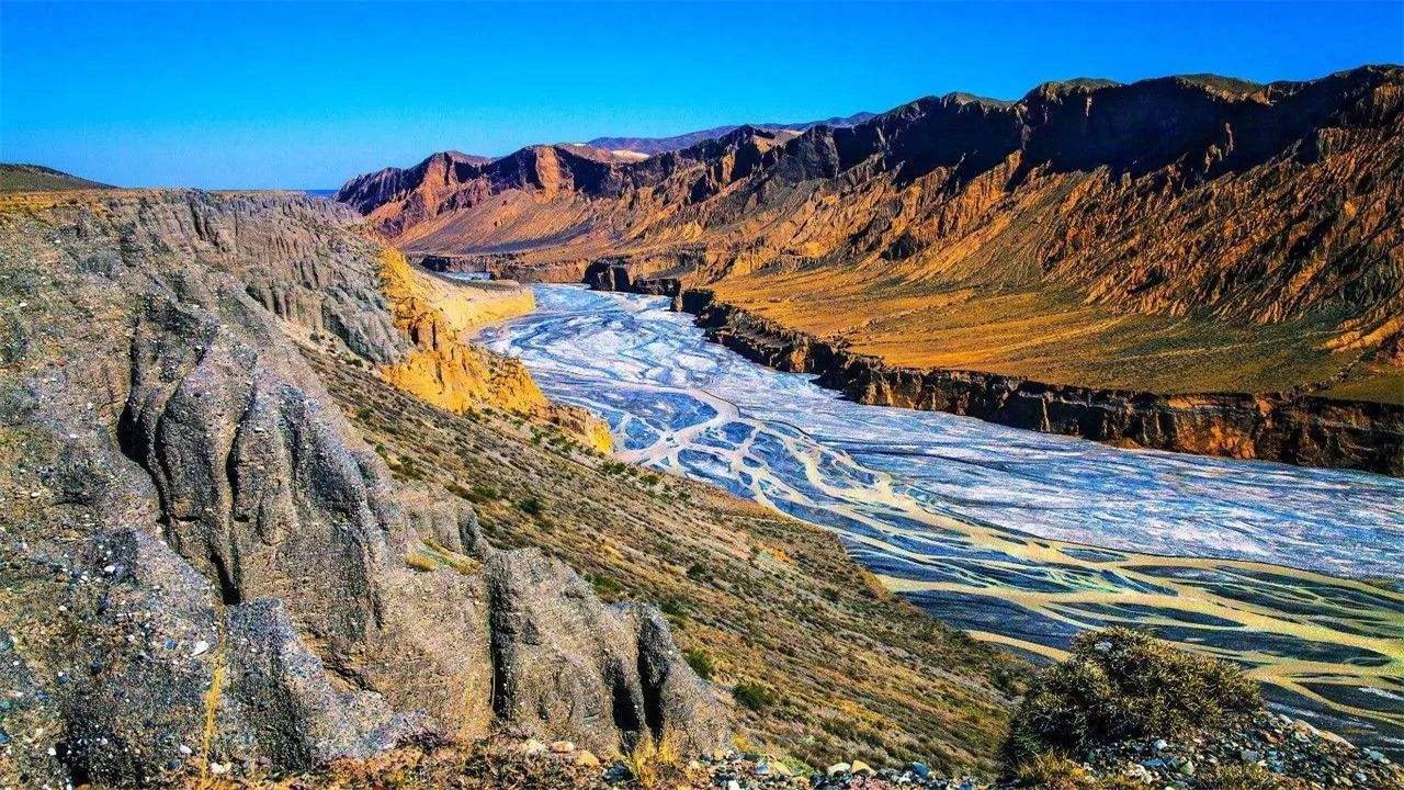 探索无人区的神秘编码，一码、二码、三码区揭秘-第2张图片