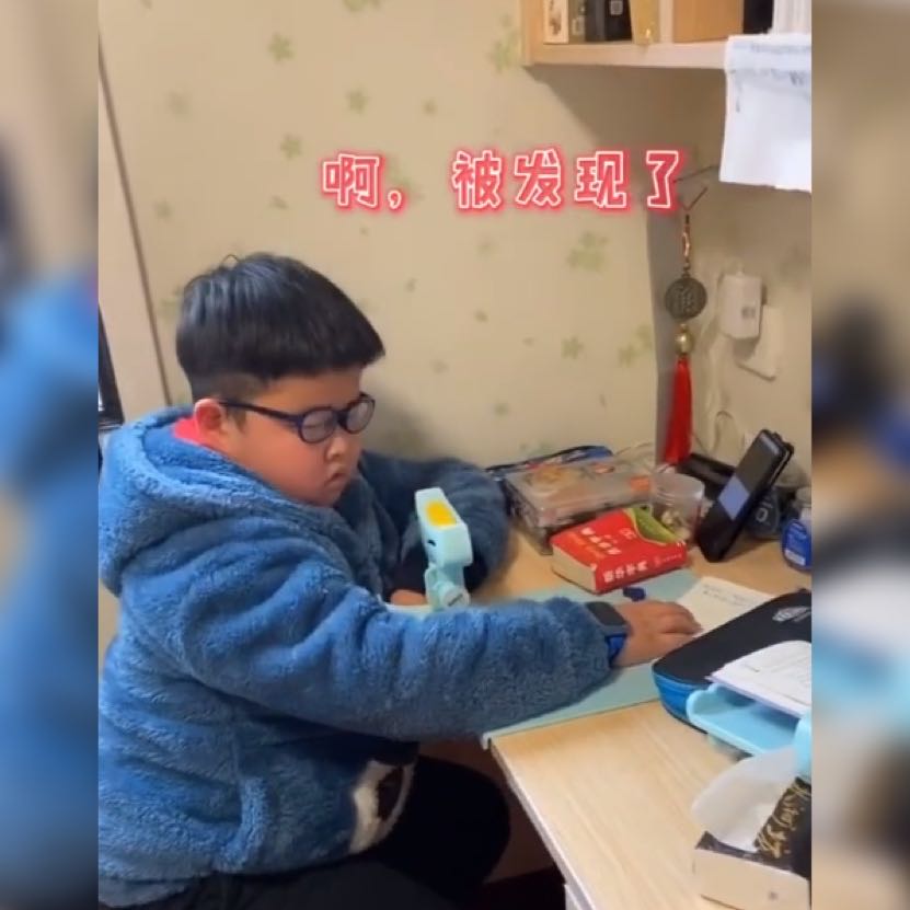 上课忘记穿内衣怎么办课堂意外，未带罩子的尴尬遭遇