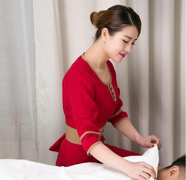美女洗澡把胸和屁股扒开给别人看的视频美女洗澡行为背后的道德与隐私界限探讨
