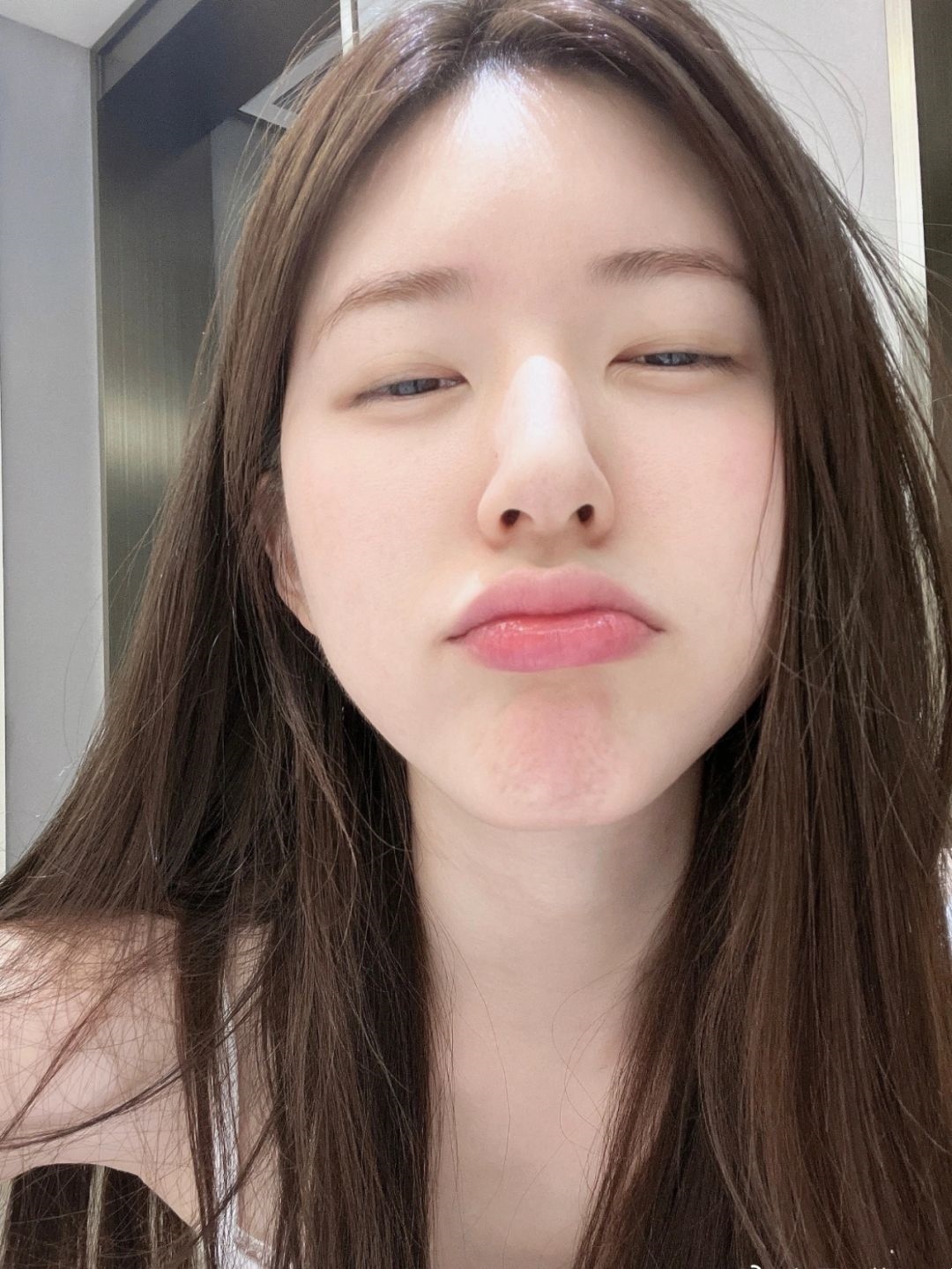 白嫩的白嫩的BBBBBB白嫩的肌肤之美
